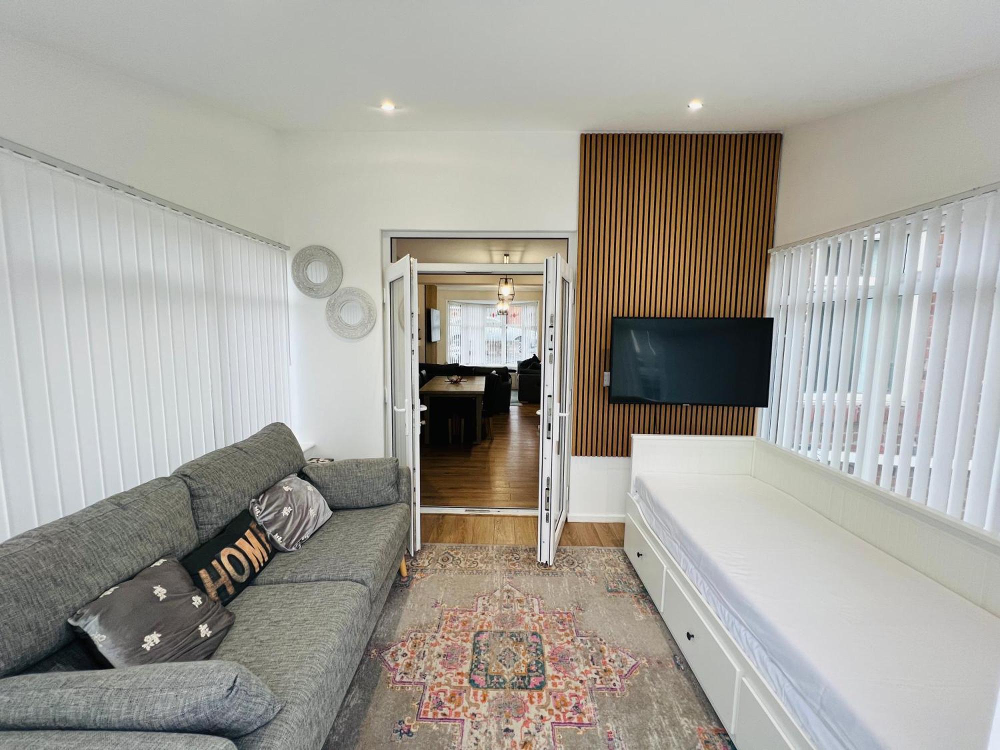 Numero Venti Aparthouse Wifi Parking Hot Tub Newcastle upon Tyne Bagian luar foto